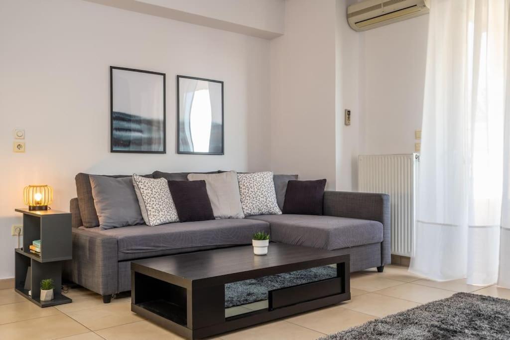 Bright & Elegant 2Bd Apt W/ View 아테네 외부 사진