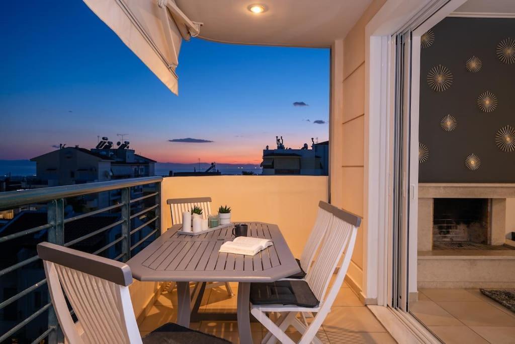 Bright & Elegant 2Bd Apt W/ View 아테네 외부 사진